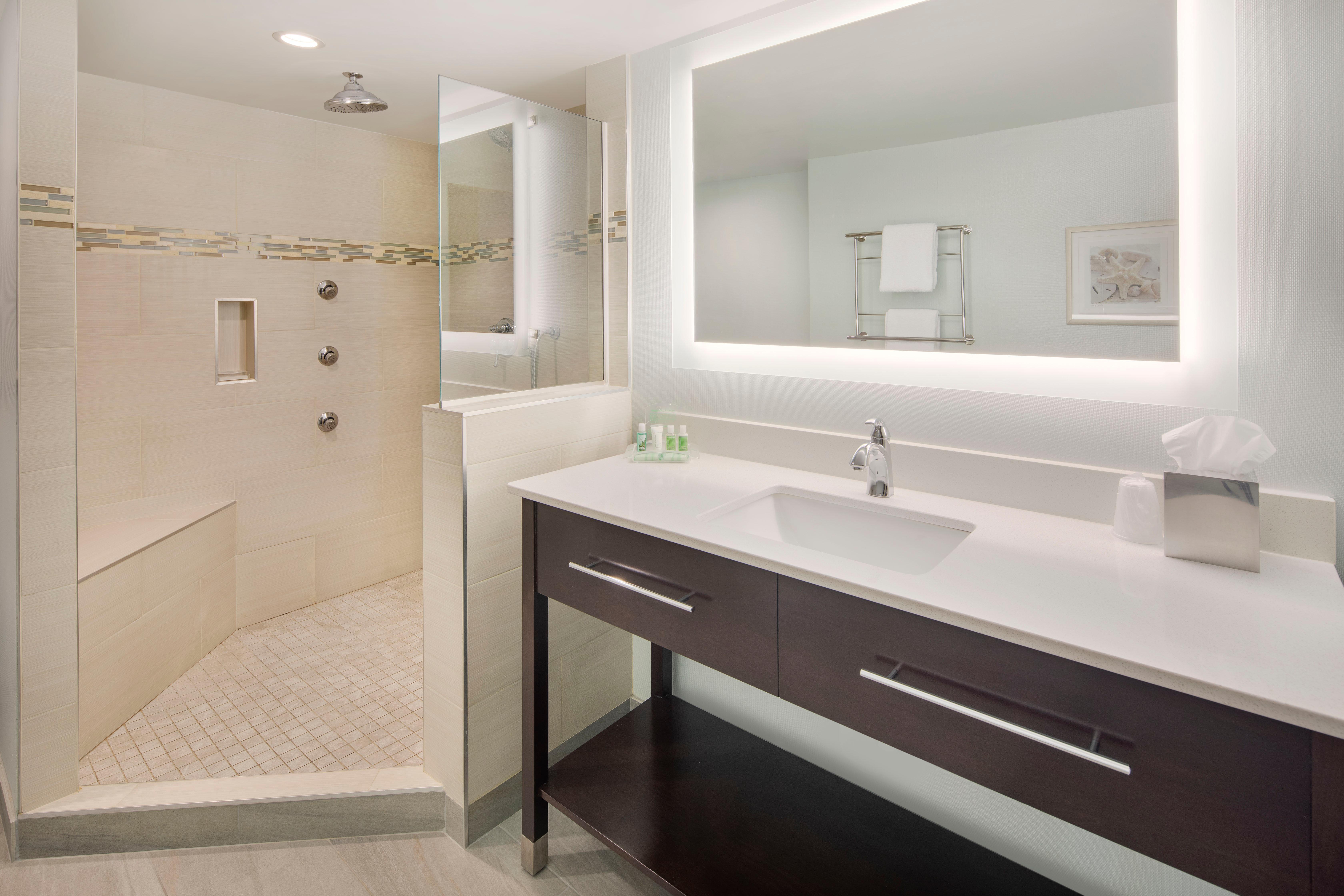 Holiday Inn University Area Charlottesville By Ihg Exterior photo